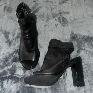 Calvin Klein Ankle Boots